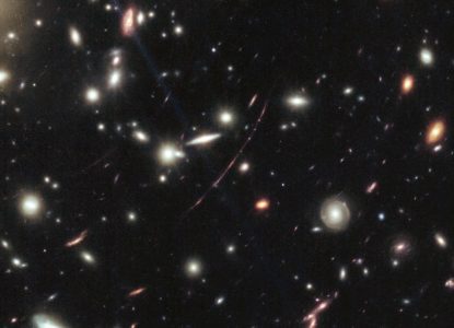 Telescopul spațial James Webb a observat cea mai îndepărtată stea cunoscută