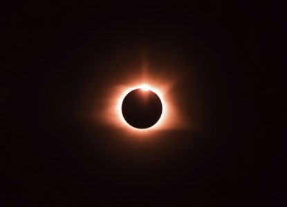 Ai fi vrut să vezi eclipsa totală de Soare din SUA? Vor fi două, în curând, în Europa